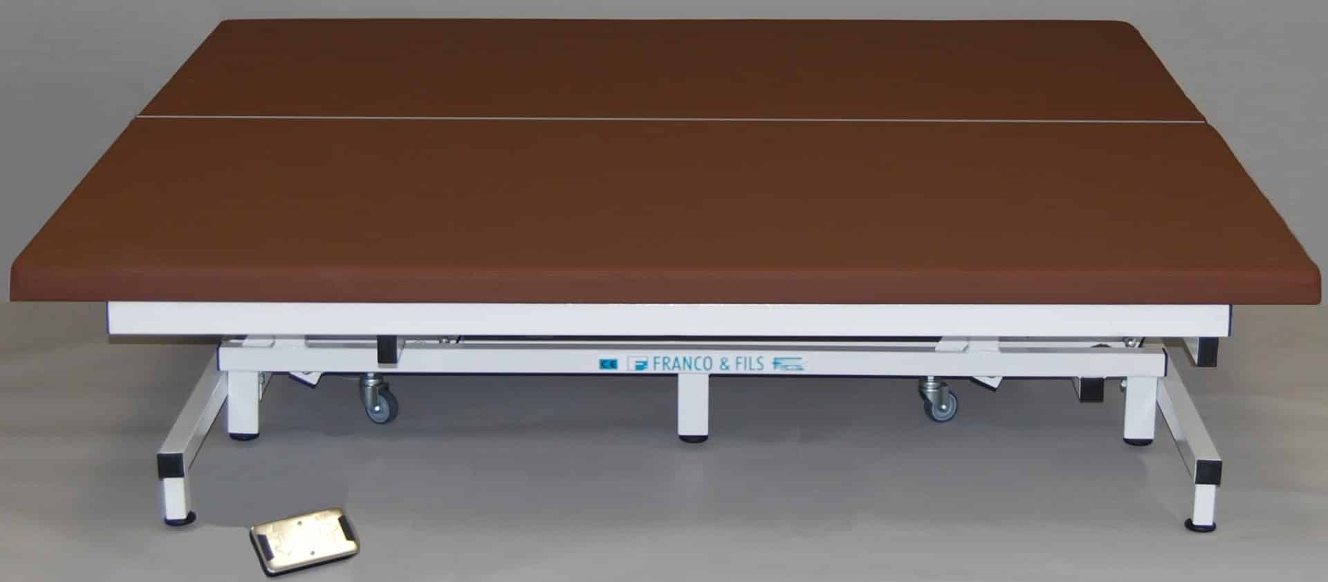 TABLE FRANCO & FILS - DE BOBATH 2M x 2M